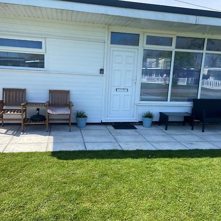 Chalet 65 Chapel Saint Leonards Bagian luar foto