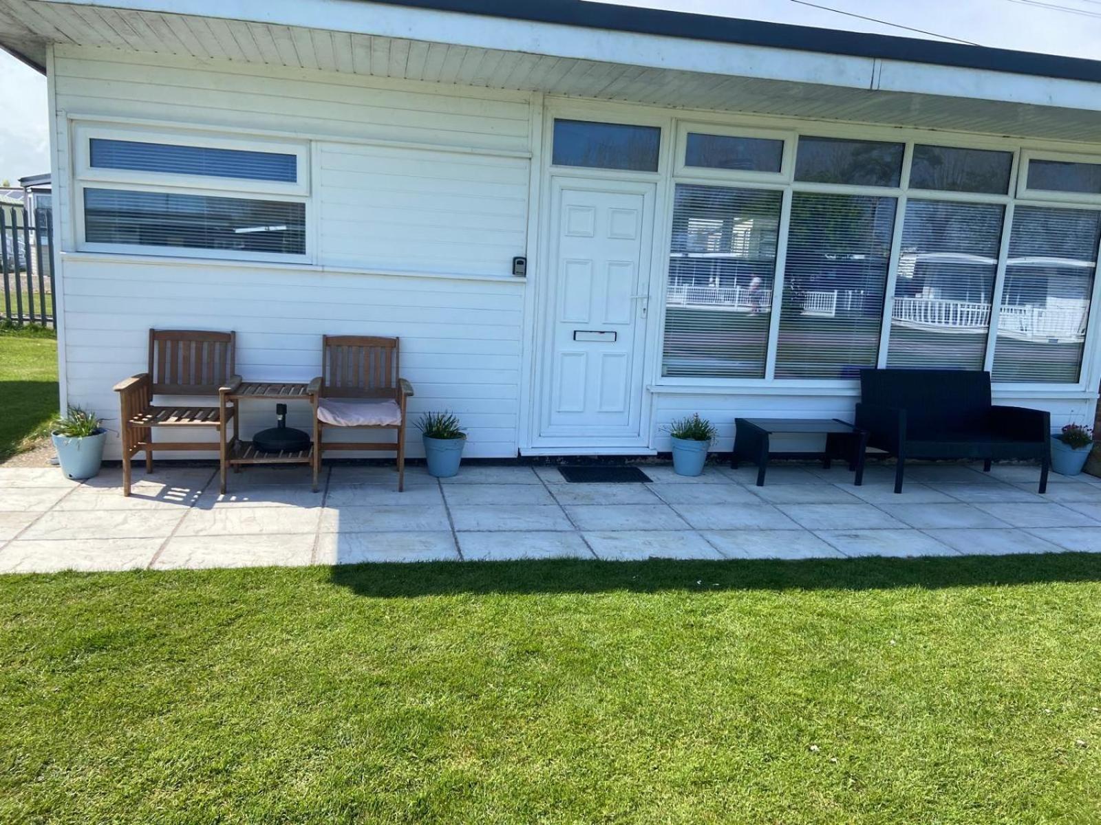 Chalet 65 Chapel Saint Leonards Bagian luar foto